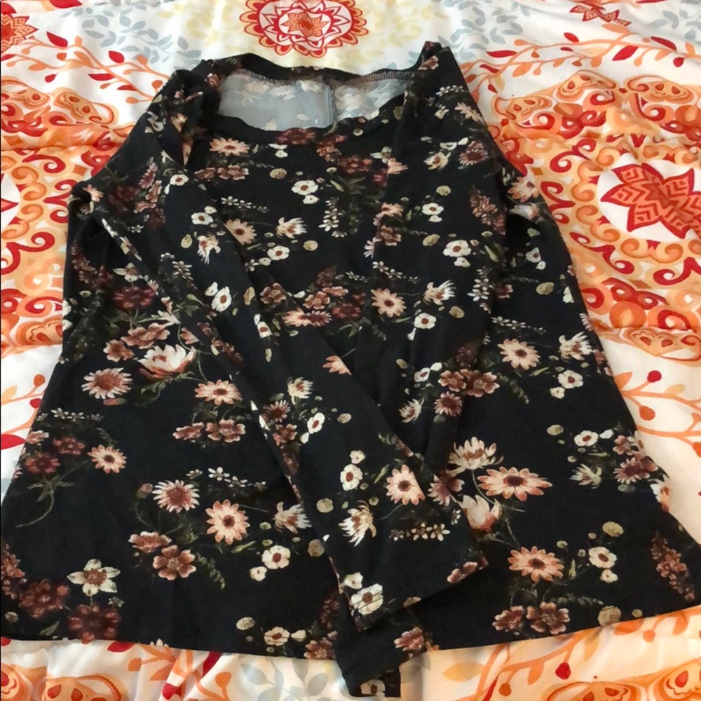 Long sleeve floral sweatshirt